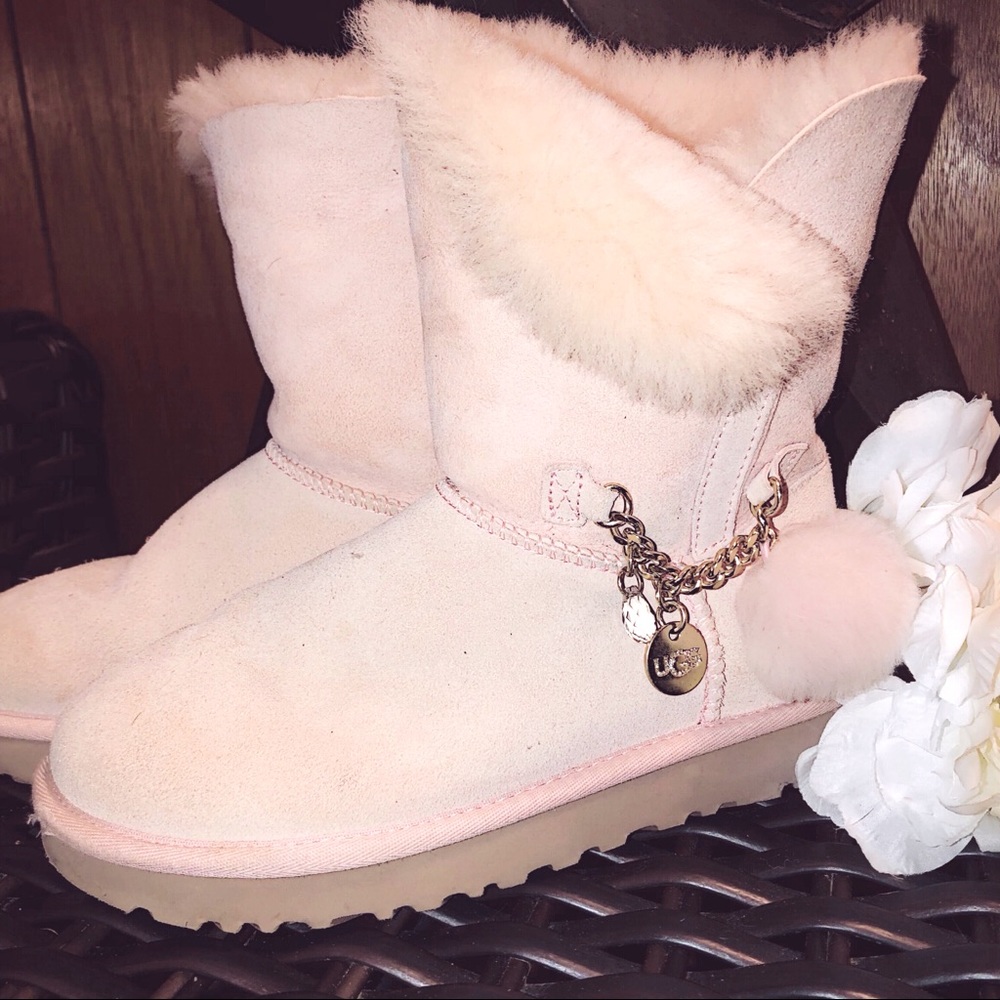 Ugg Classic Charm ‘Quartz’ Boots